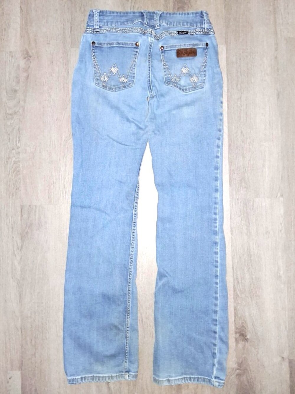 Wrangler Boot Cut Jeans Size 5 x 34 Distressed Denim Wide Leg Flared Jeans READ!